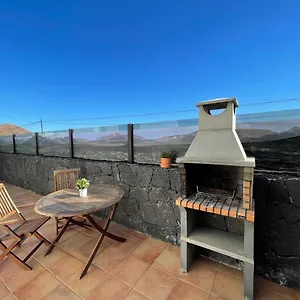 https://casa-carait-en-tiagua.in-canary-islands.com